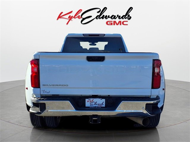 Used 2021 Chevrolet Silverado 3500 LT w/ Texas Edition image 6