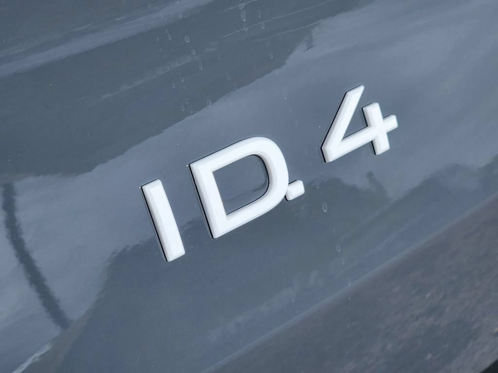 New 2026 Volkswagen ID.4 Pro S Plus AWD/4WD image 31