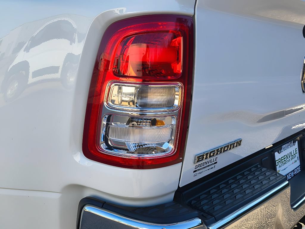 Used 2024 RAM 3500 Big Horn AWD/4WD image 11