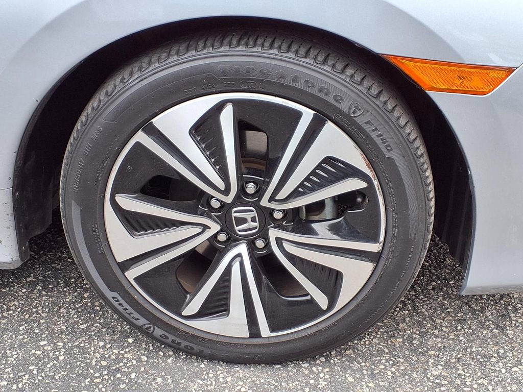 Used 2017 Honda Civic EX-L image 4