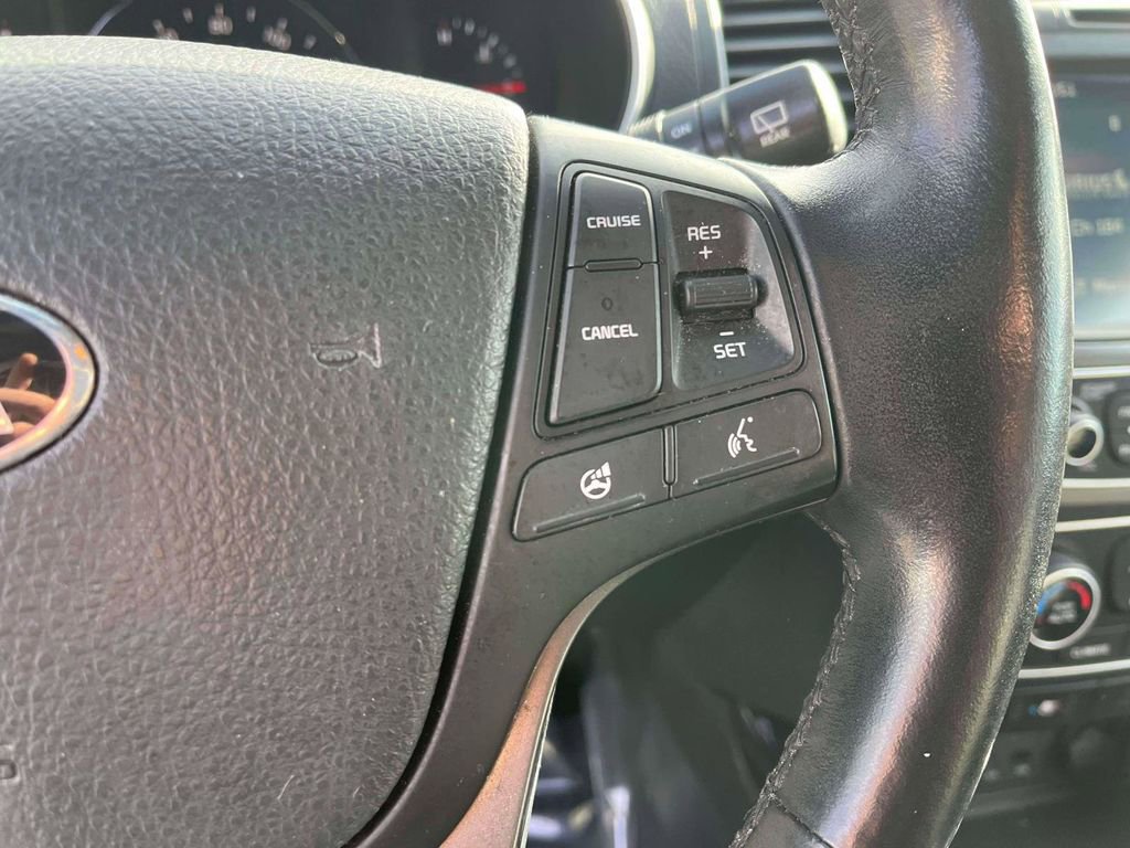 Used 2015 Kia Sorento SX image 24