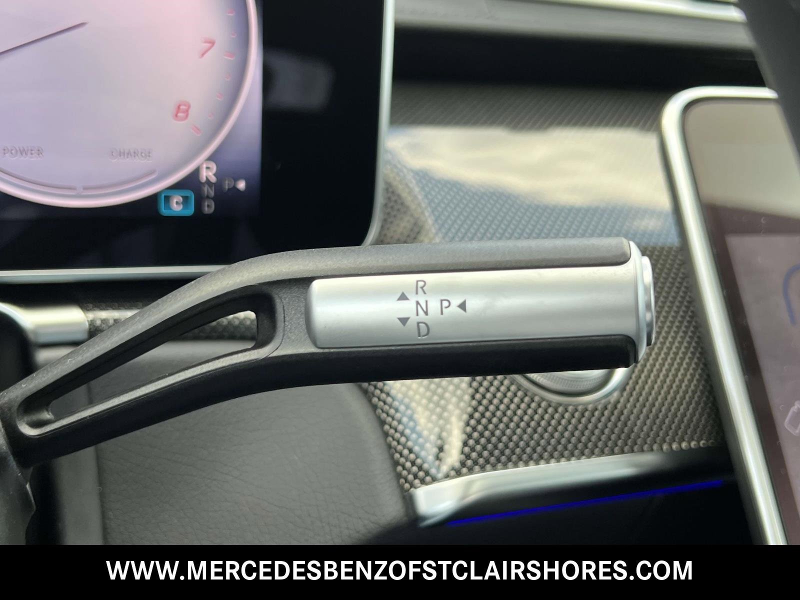 New 2025 Mercedes-Benz S 500 4MATIC image 32