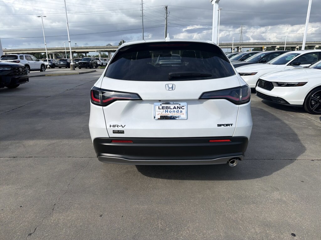 New 2026 Honda HR-V Sport image 7