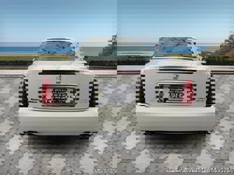 Used 2001 Cadillac De Ville w/ Comfort/Convenience Pkg image 7