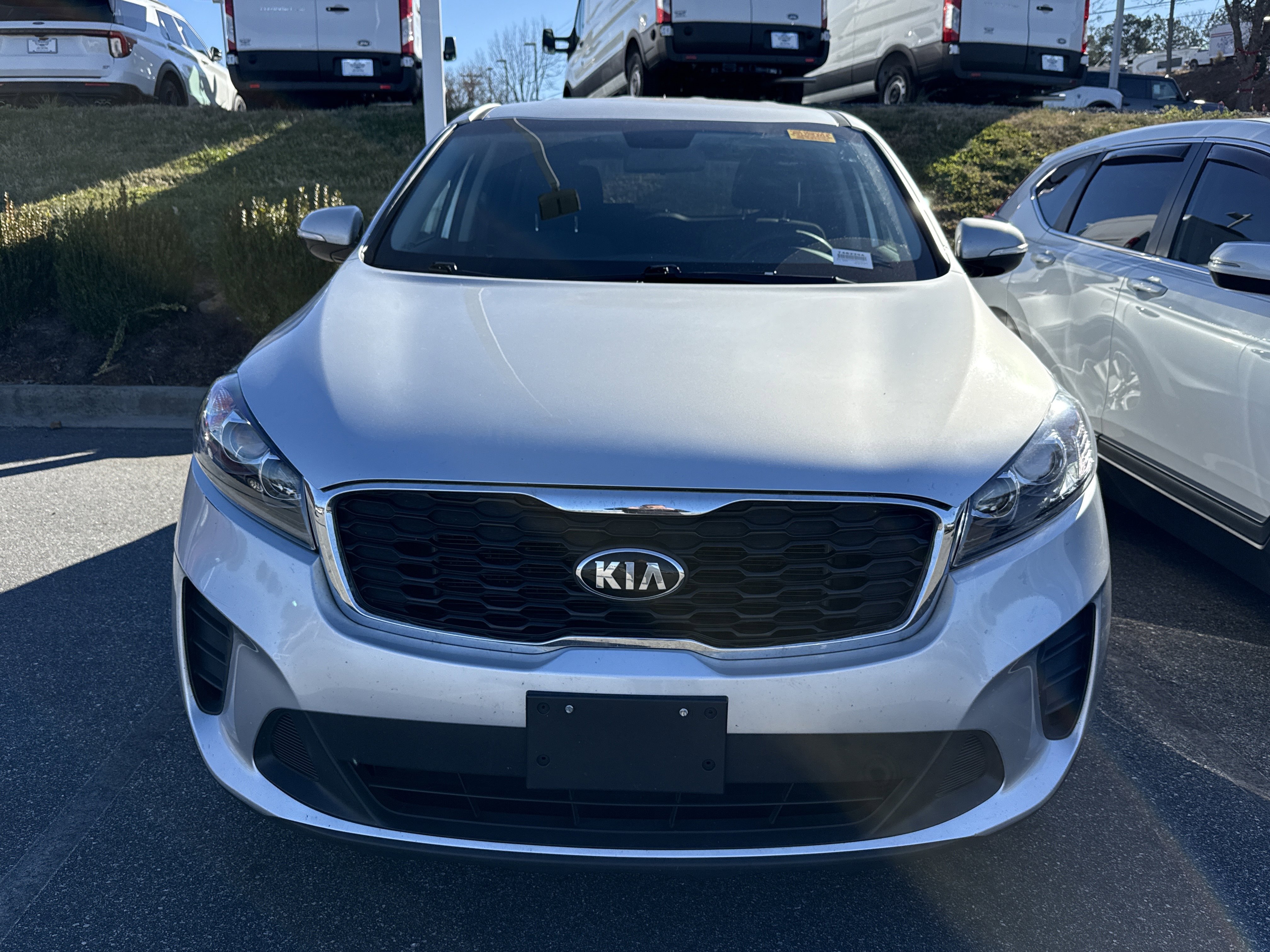 Used 2019 Kia Sorento AWD V6 image 3