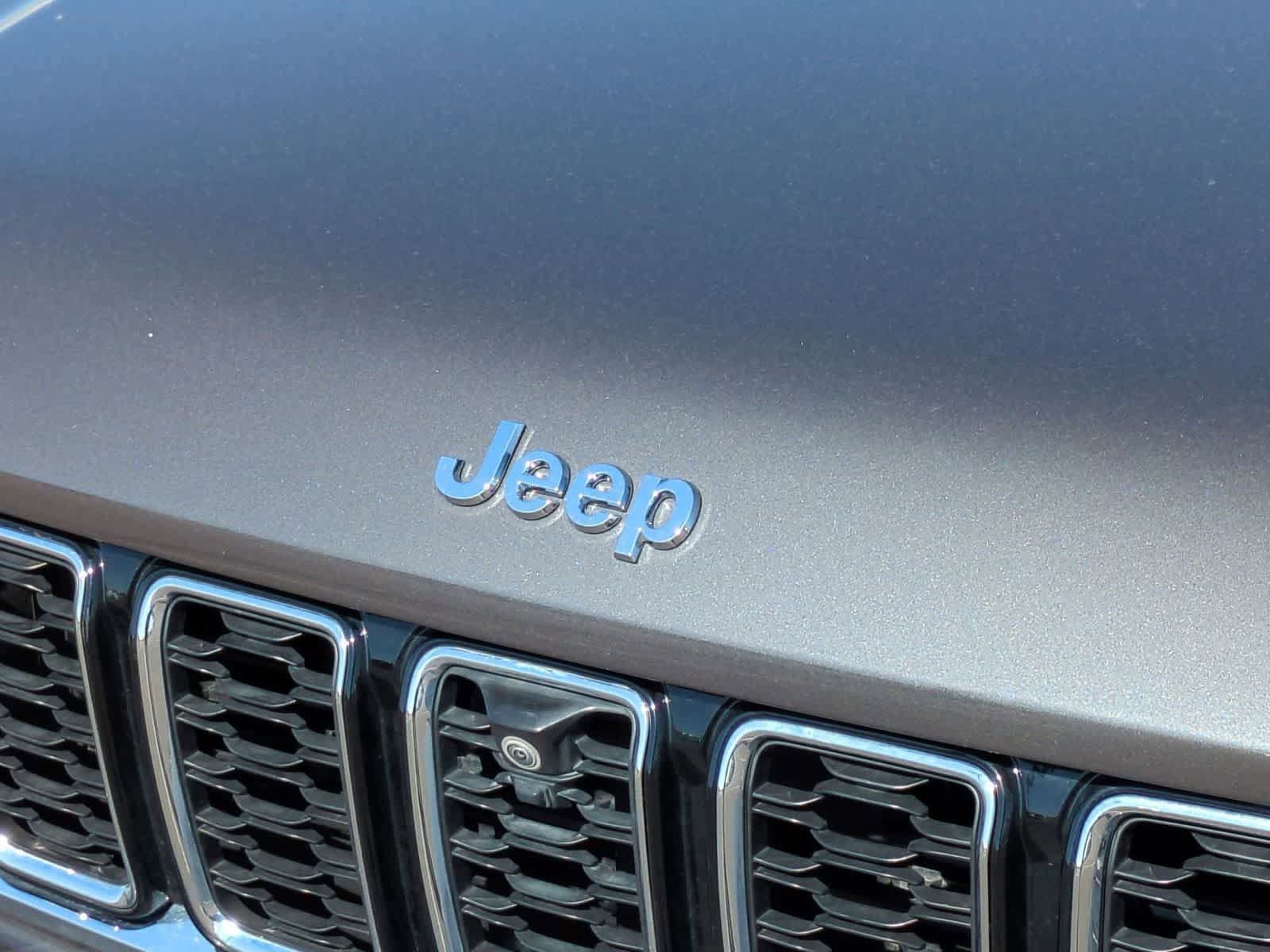 Certified 2023 Jeep Grand Cherokee L Limited w/ Luxury Tech Group II AWD/4WD image 12