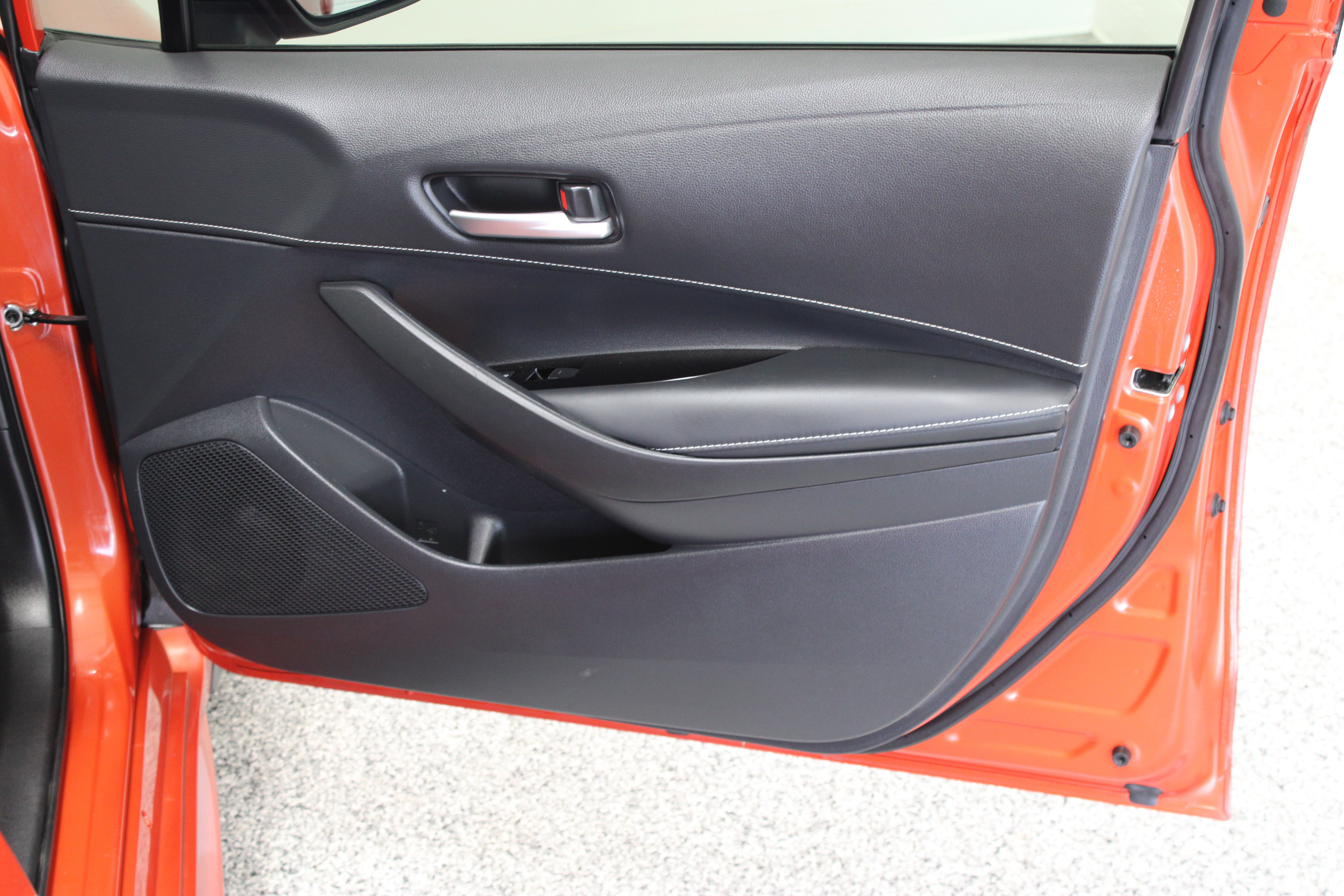Certified 2024 Toyota Corolla SE FWD image 32