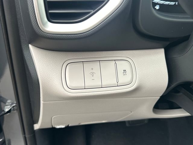 New 2026 Hyundai Venue SEL FWD image 13