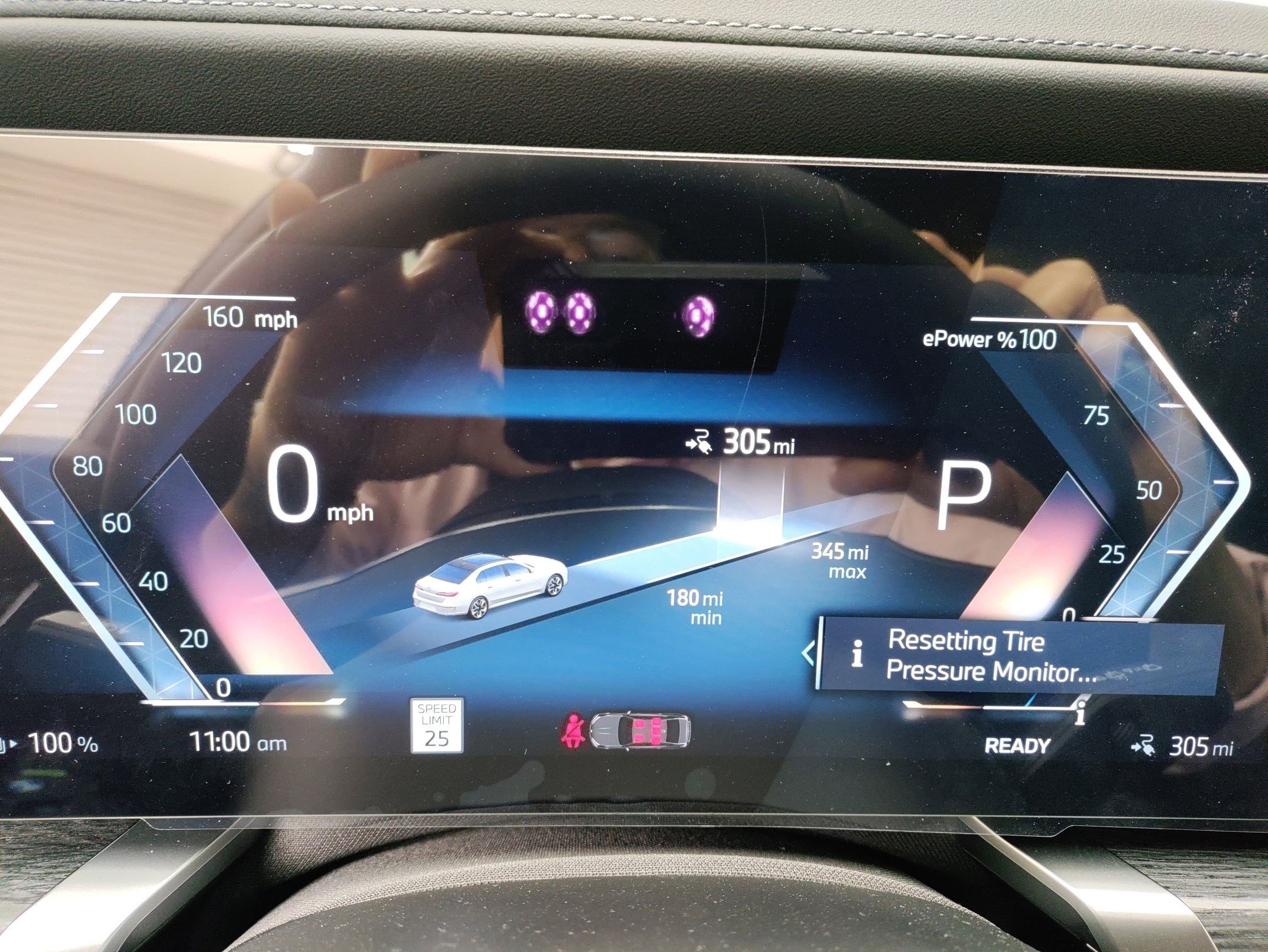 Used 2025 BMW i7 xDrive60 image 17