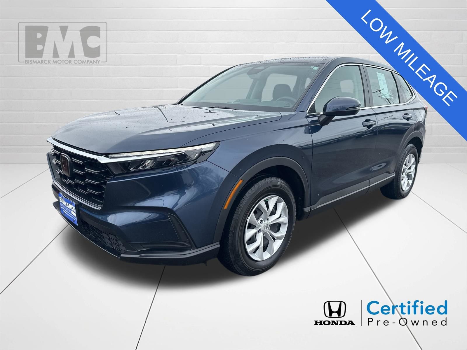 Used 2023 Honda CR-V LX image 1