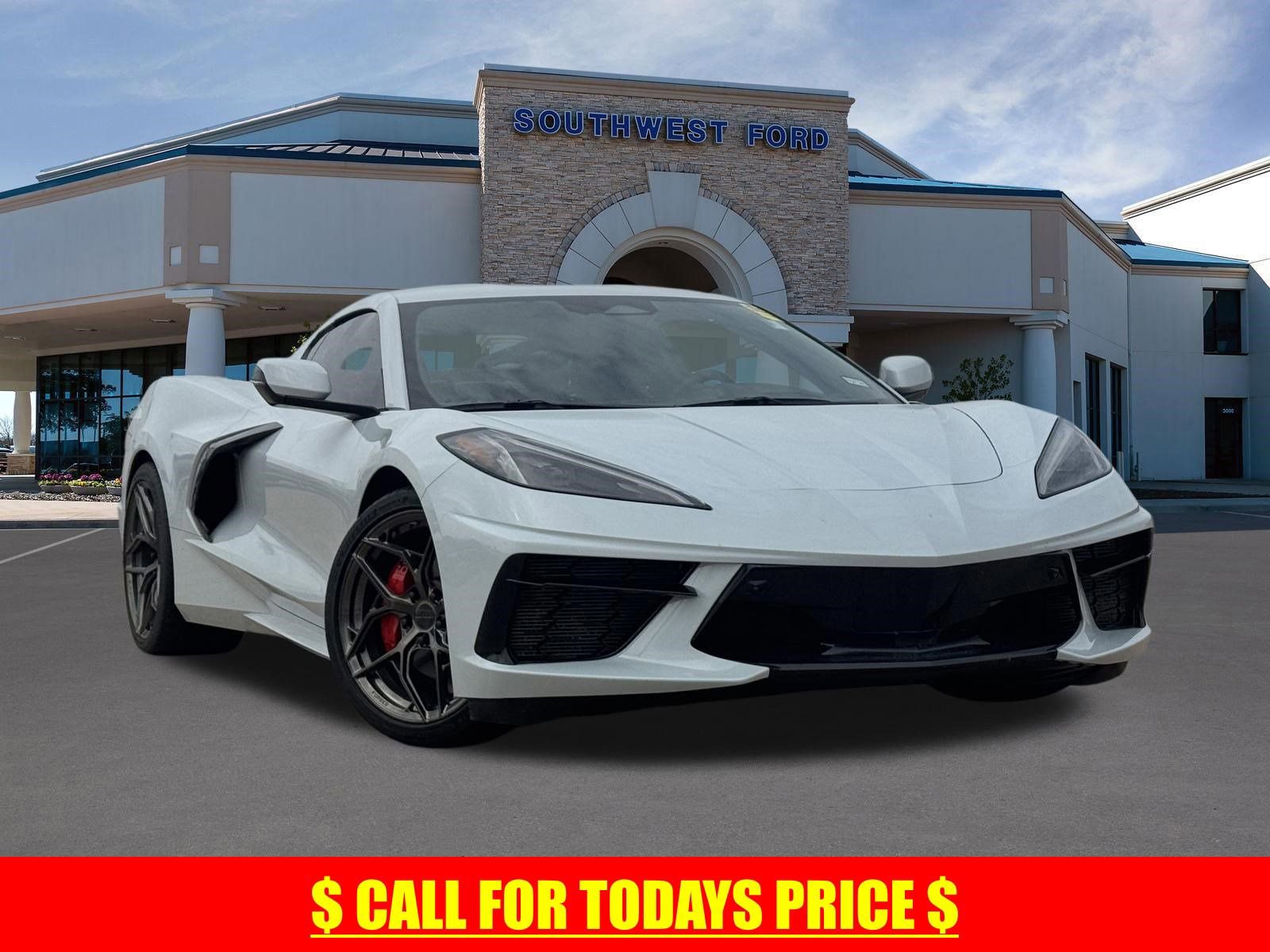 Used 2024 Chevrolet Corvette Stingray Preferred Cpe w/ 2LT RWD image 1