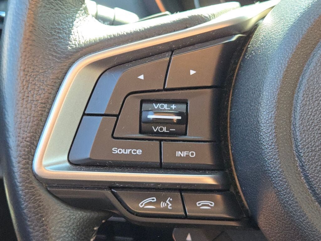 Used 2018 Subaru Impreza 2.0i Limited AWD/4WD image 35