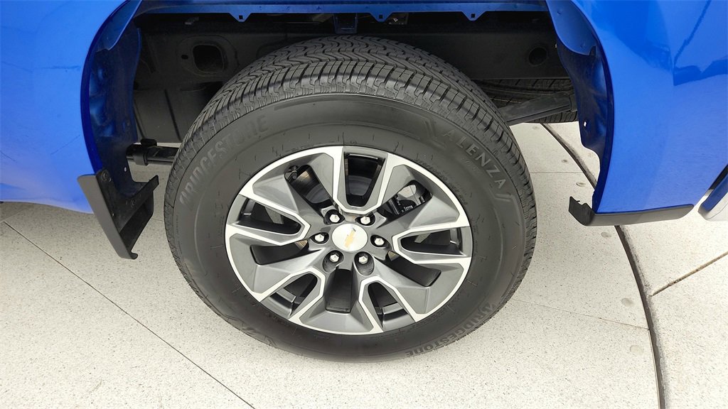 Certified 2025 Chevrolet Silverado 1500 LT image 30