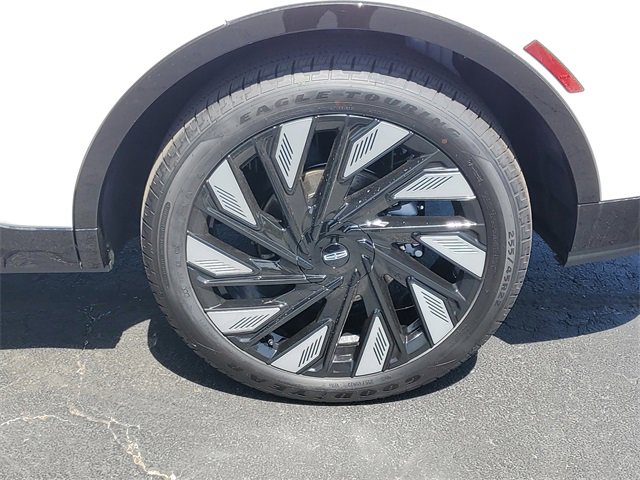 New 2025 Lincoln Nautilus Reserve w/ Jet Appearance Package image 5