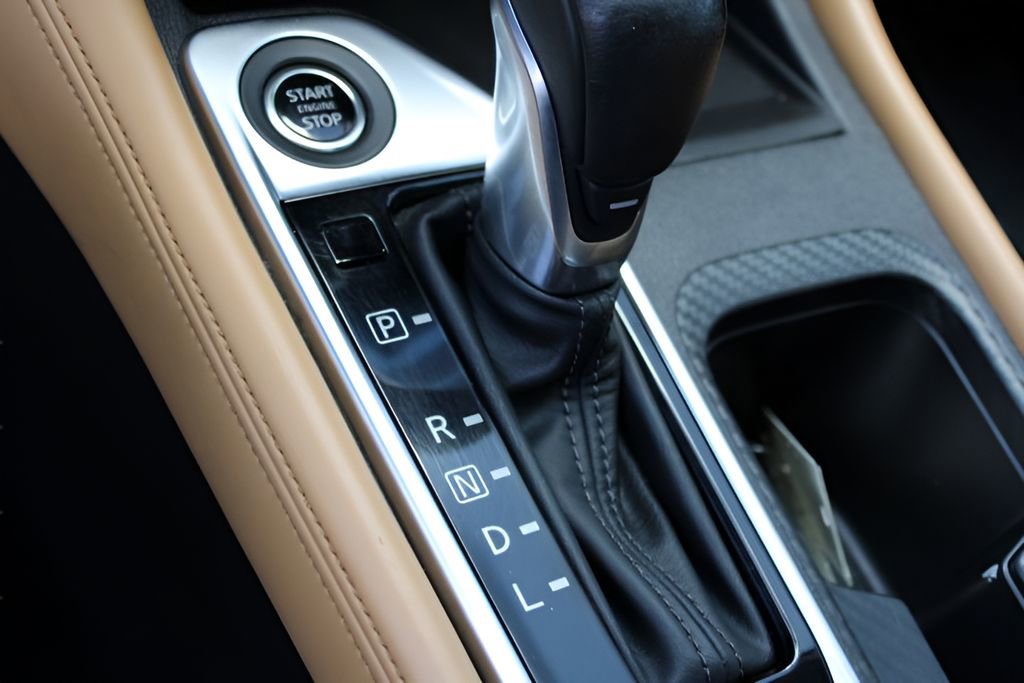 Used 2022 Nissan Sentra SV w/ SV Premium Package image 17