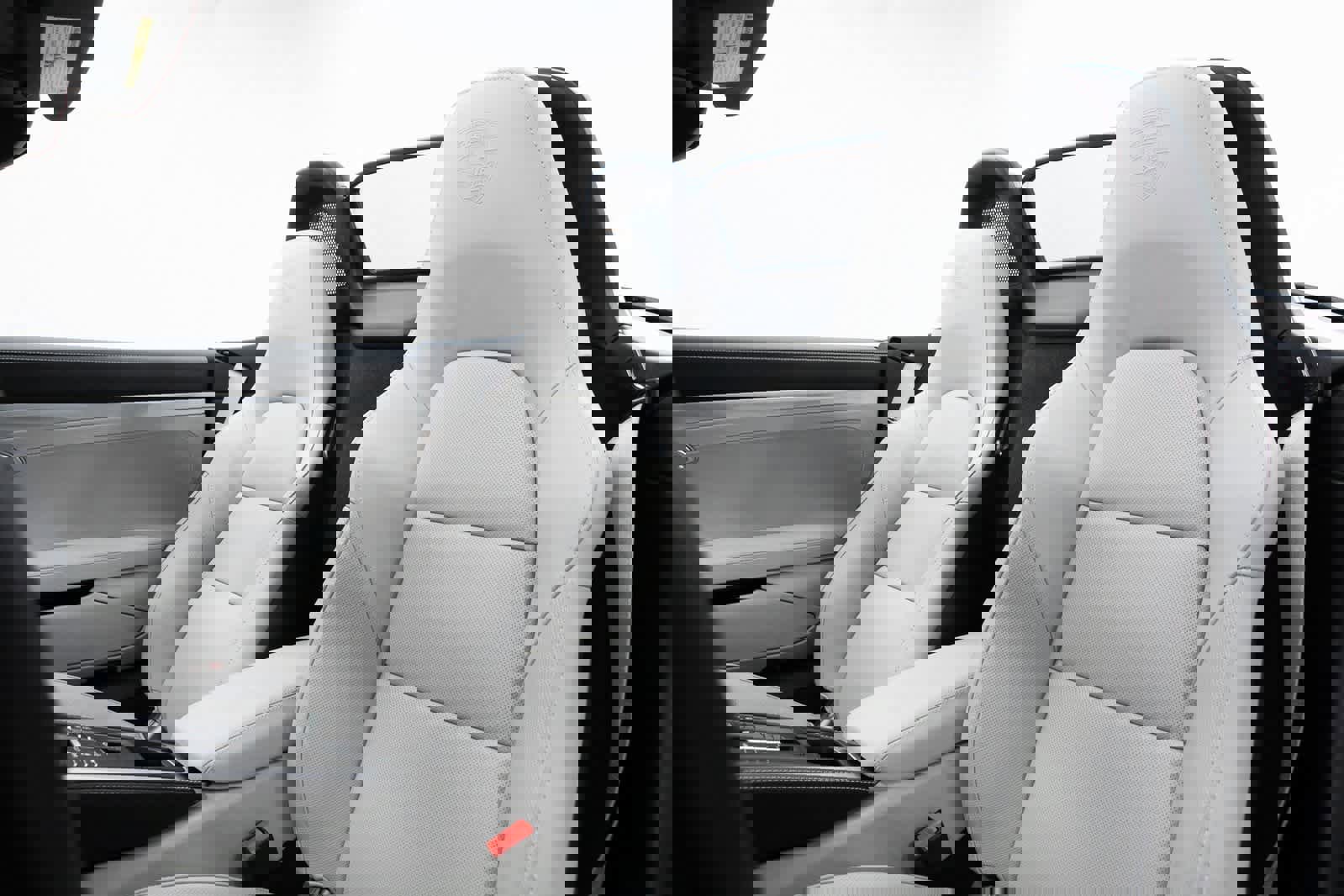 Certified 2025 Porsche 718 Boxster image 5