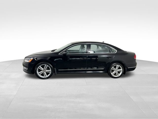 Used 2015 Volkswagen Passat 1.8T SE image 3