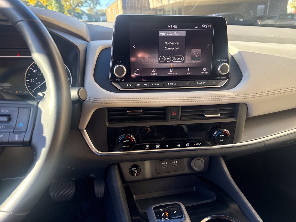 Used 2025 Nissan Rogue SV AWD/4WD image 25