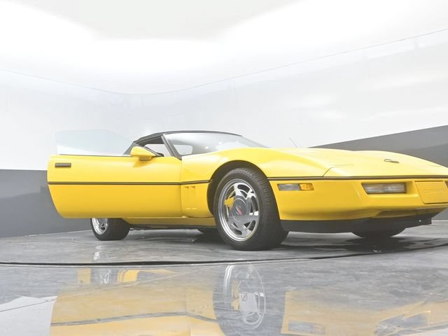 Used 1990 Chevrolet Corvette Convertible RWD image 27