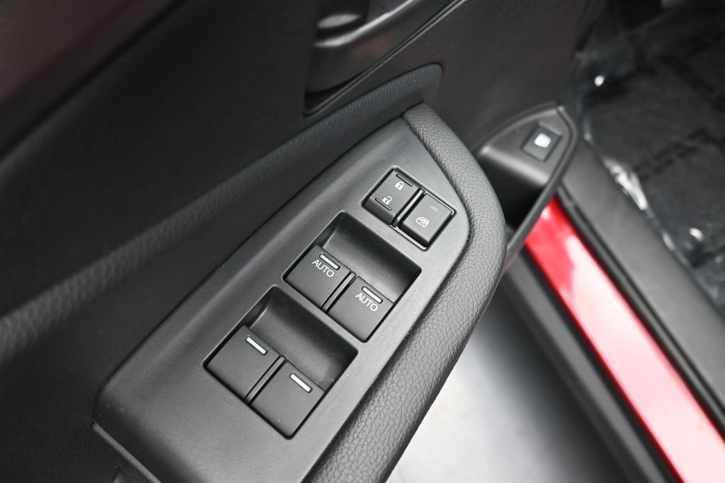 Used 2025 Honda Ridgeline Sport image 19