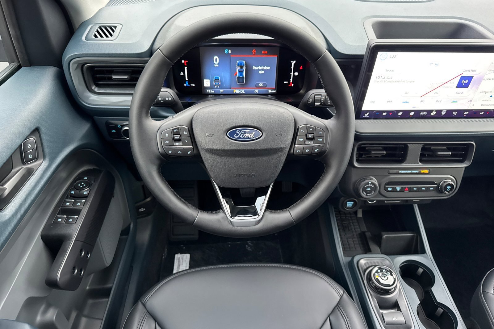 New 2025 Ford Maverick Lariat w/ Black Appearance Package AWD/4WD image 18