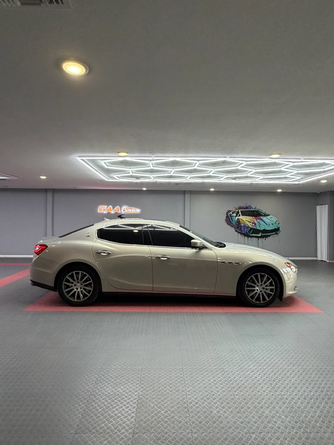Used 2014 Maserati Ghibli S Q4 AWD/4WD image 7
