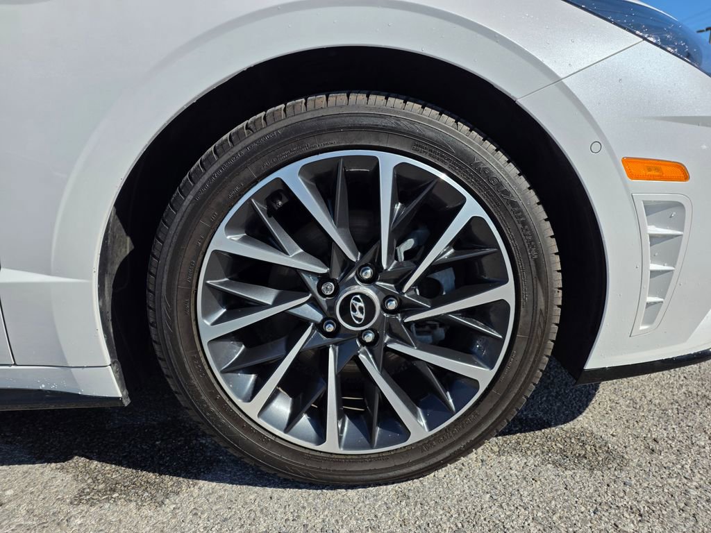 Used 2022 Hyundai Sonata Limited image 29