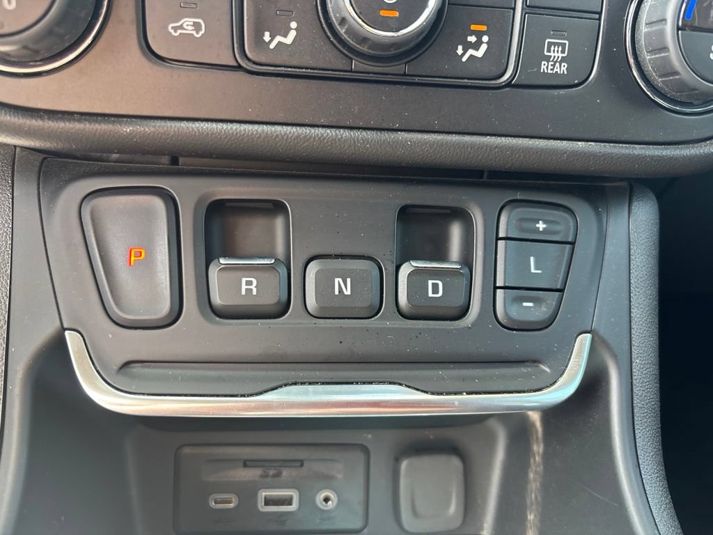 Used 2020 GMC Terrain Denali w/ Denali Premium Package AWD/4WD image 27