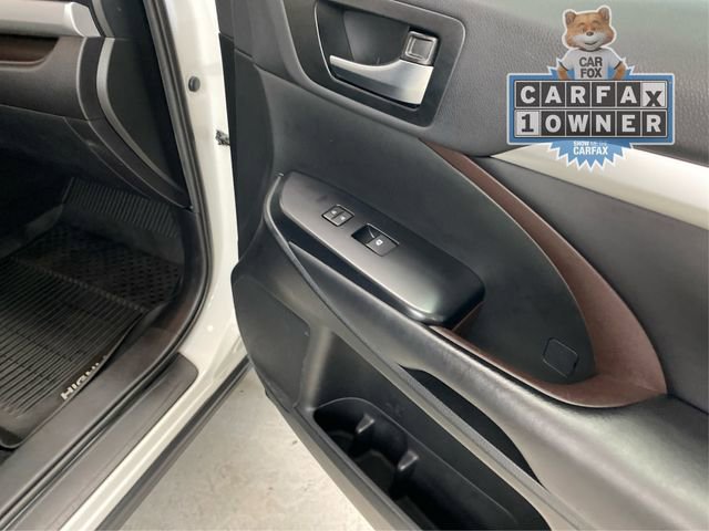 Used 2019 Toyota Highlander XLE image 27