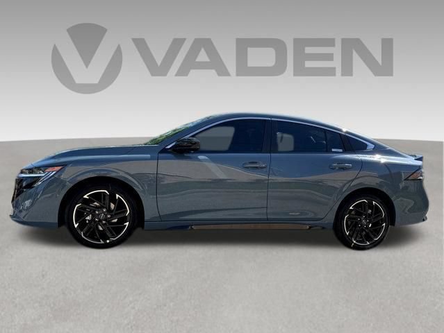New 2026 Nissan Sentra SR w/ SR Premium Package FWD image 29