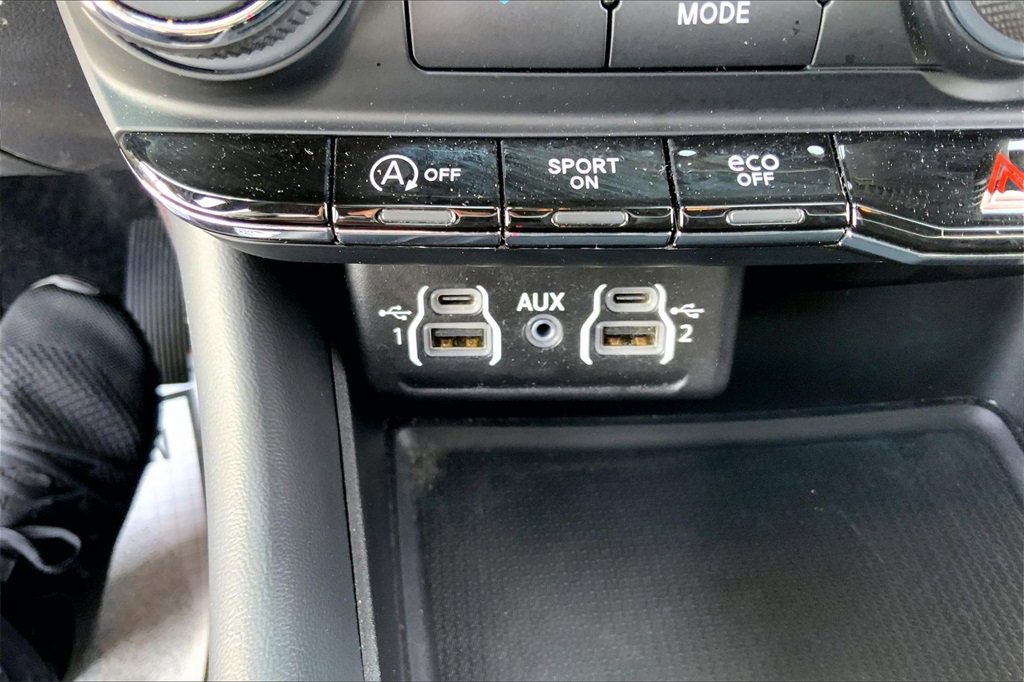 Used 2025 Dodge Durango GT image 17