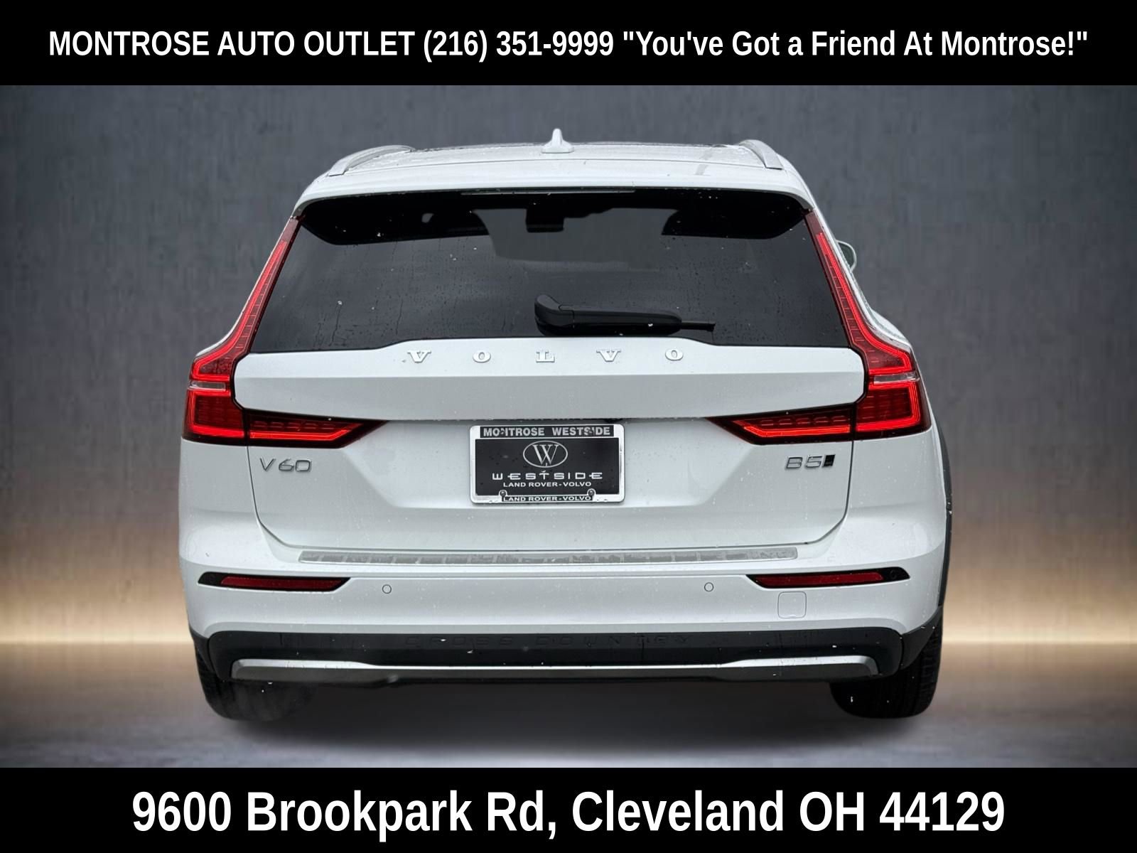 New 2026 Volvo V60 B5 Cross Country Ultra w/ Protection Package Premier image 4