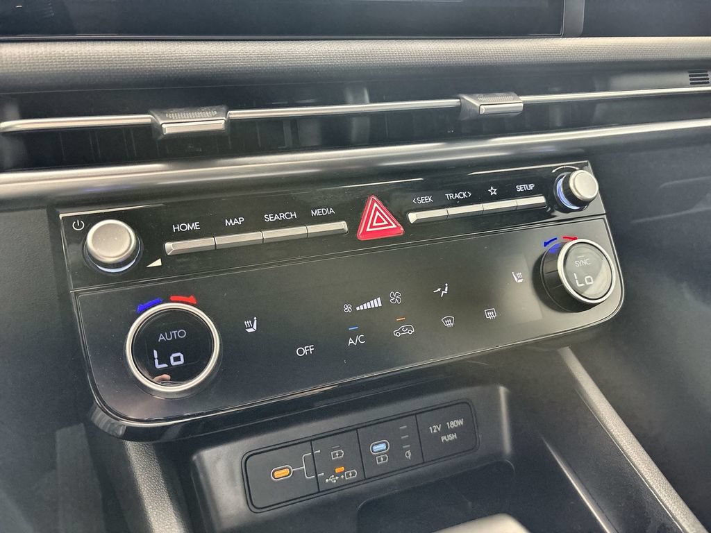 Certified 2025 Hyundai Tucson XRT FWD image 16