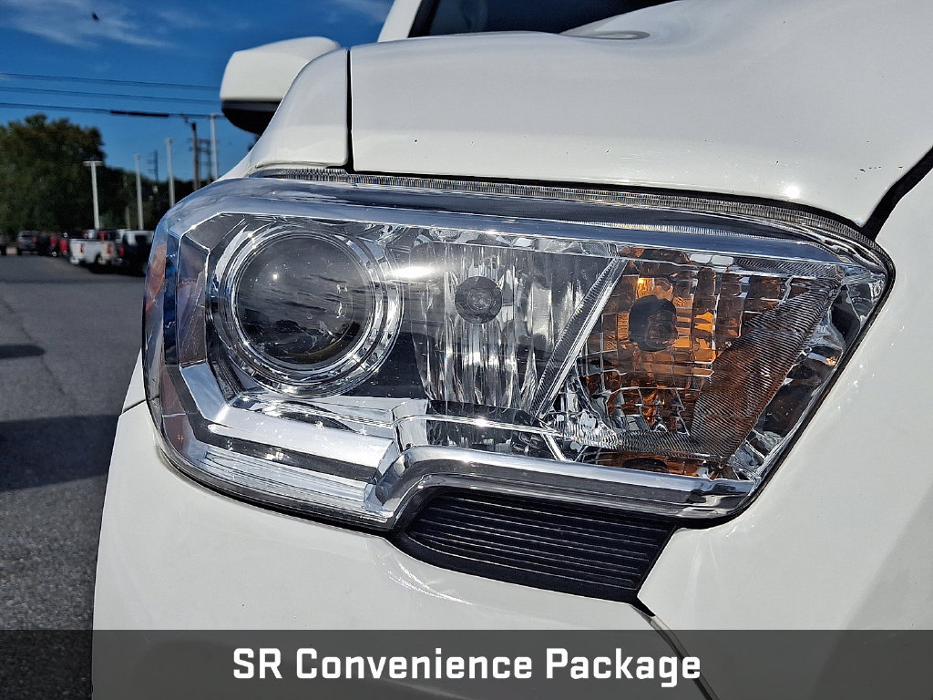 Used 2022 Toyota Tacoma SR w/ SR Convenience Package RWD image 11