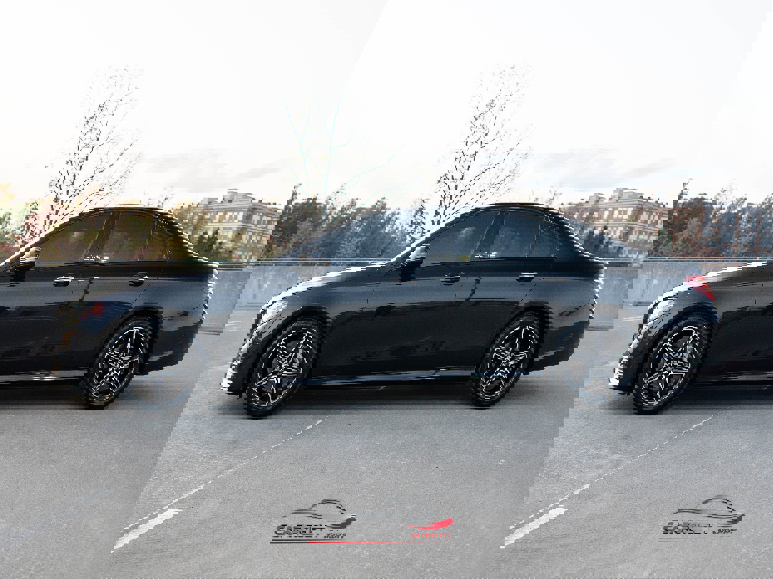 Used 2018 Mercedes-Benz E 300 image 4