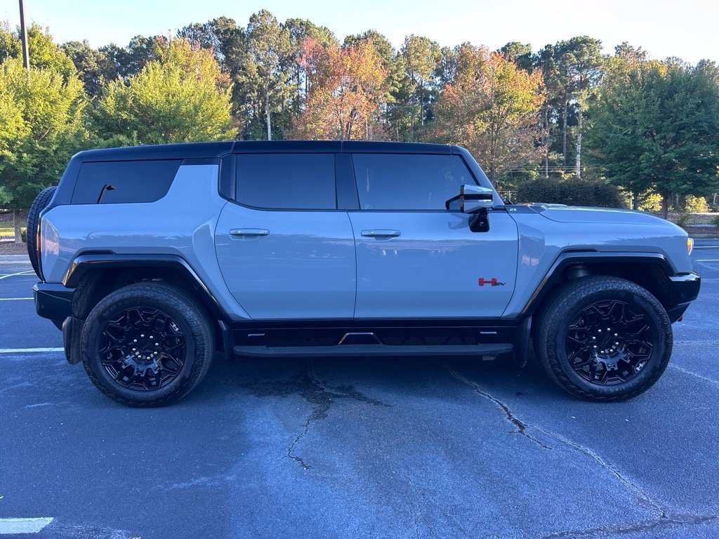Used 2025 GMC Hummer EV 2X w/ LPO, Sport Package AWD/4WD image 27