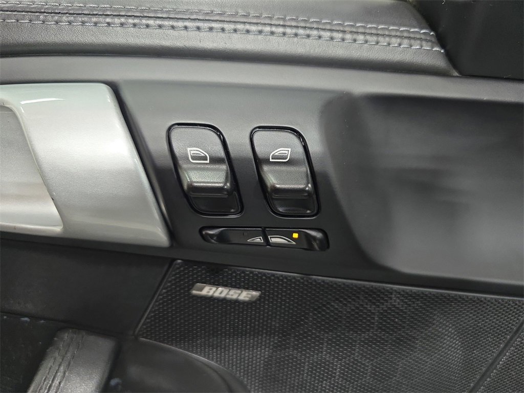 Used 2011 Porsche 911 Turbo S image 21