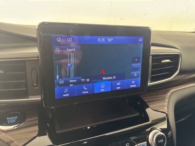 Used 2022 Ford Explorer Limited w/ Equipment Group 301A AWD/4WD image 42