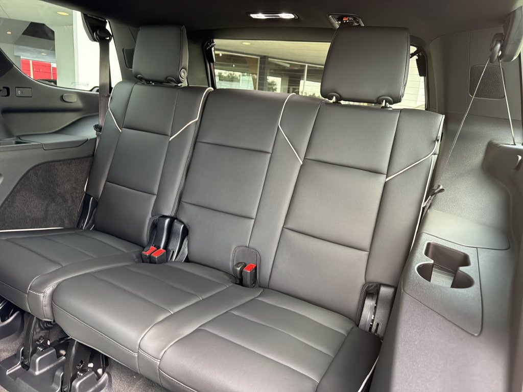 New 2027 Cadillac Escalade Sport w/ LPO, ONYX Package AWD/4WD image 22