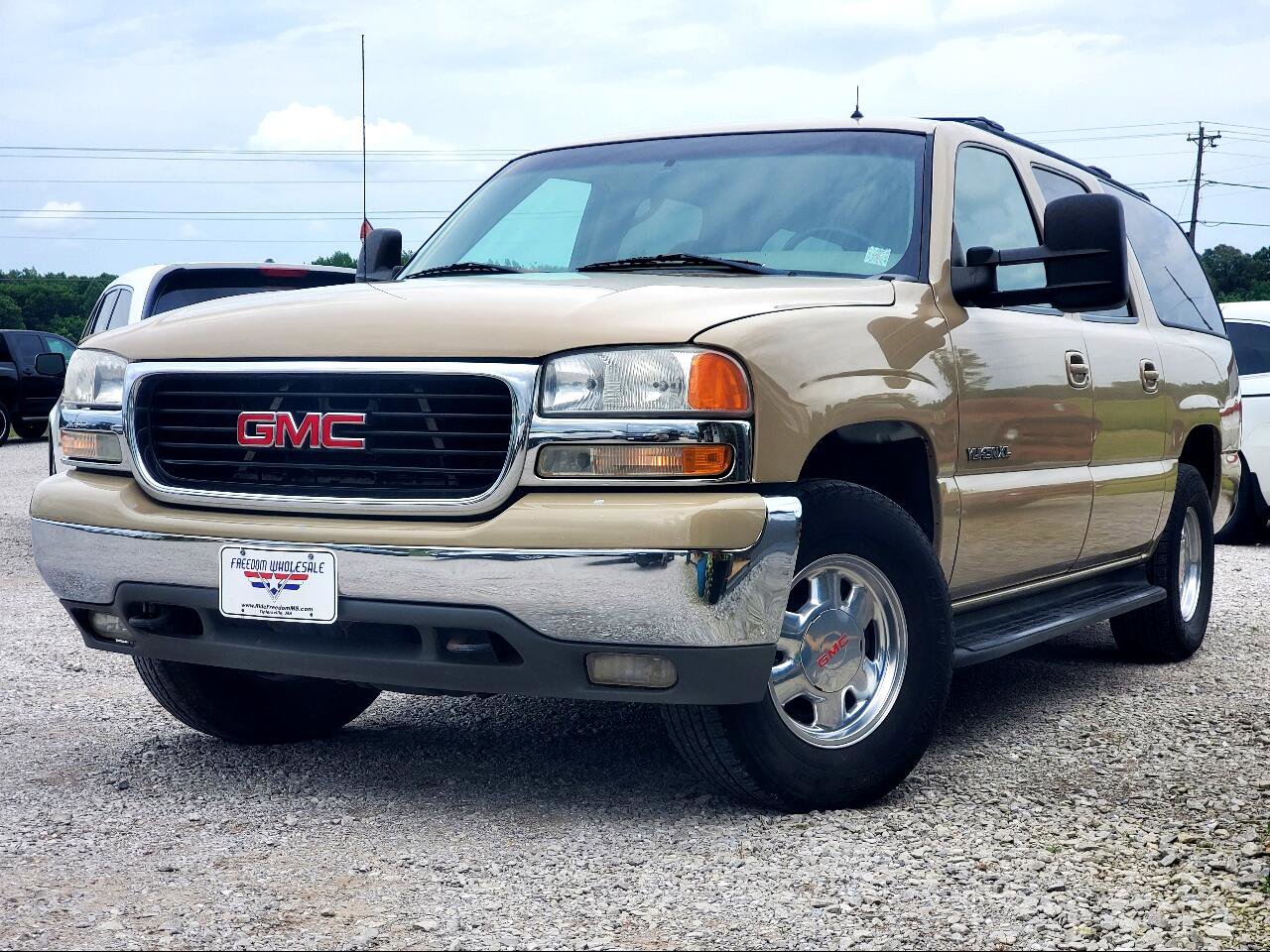 Used 2002 GMC Yukon XL SLT image 2