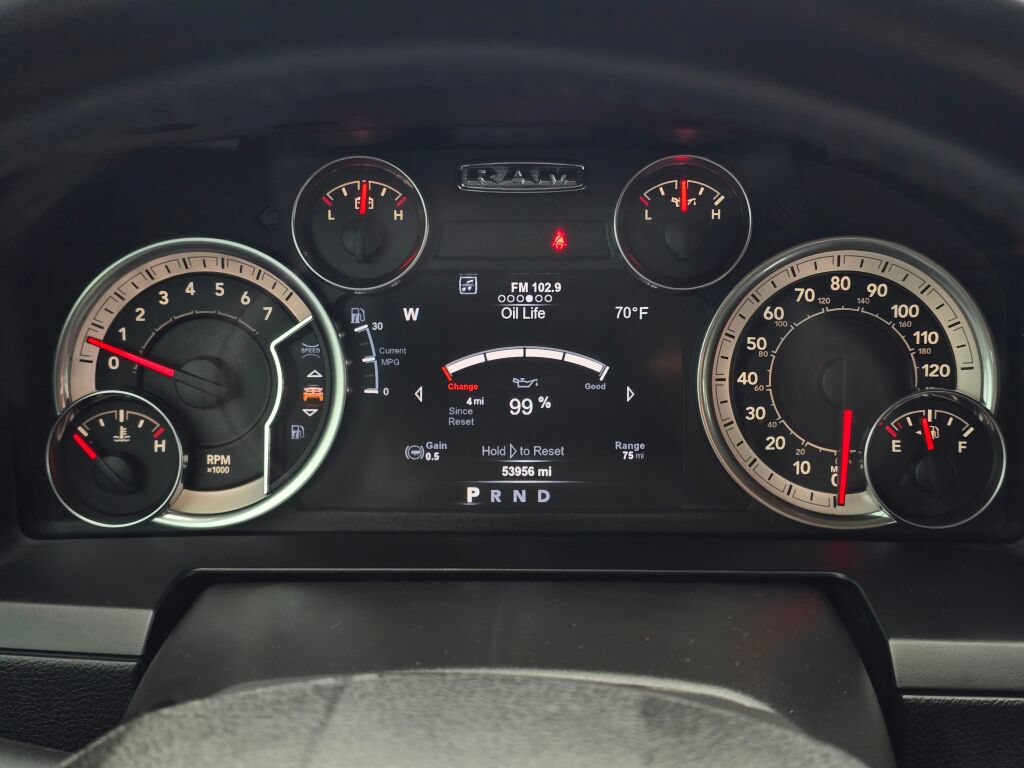 Used 2017 RAM 1500 Laramie w/ Convenience Group AWD/4WD image 25