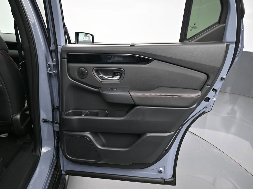 New 2026 Honda Pilot TrailSport image 39