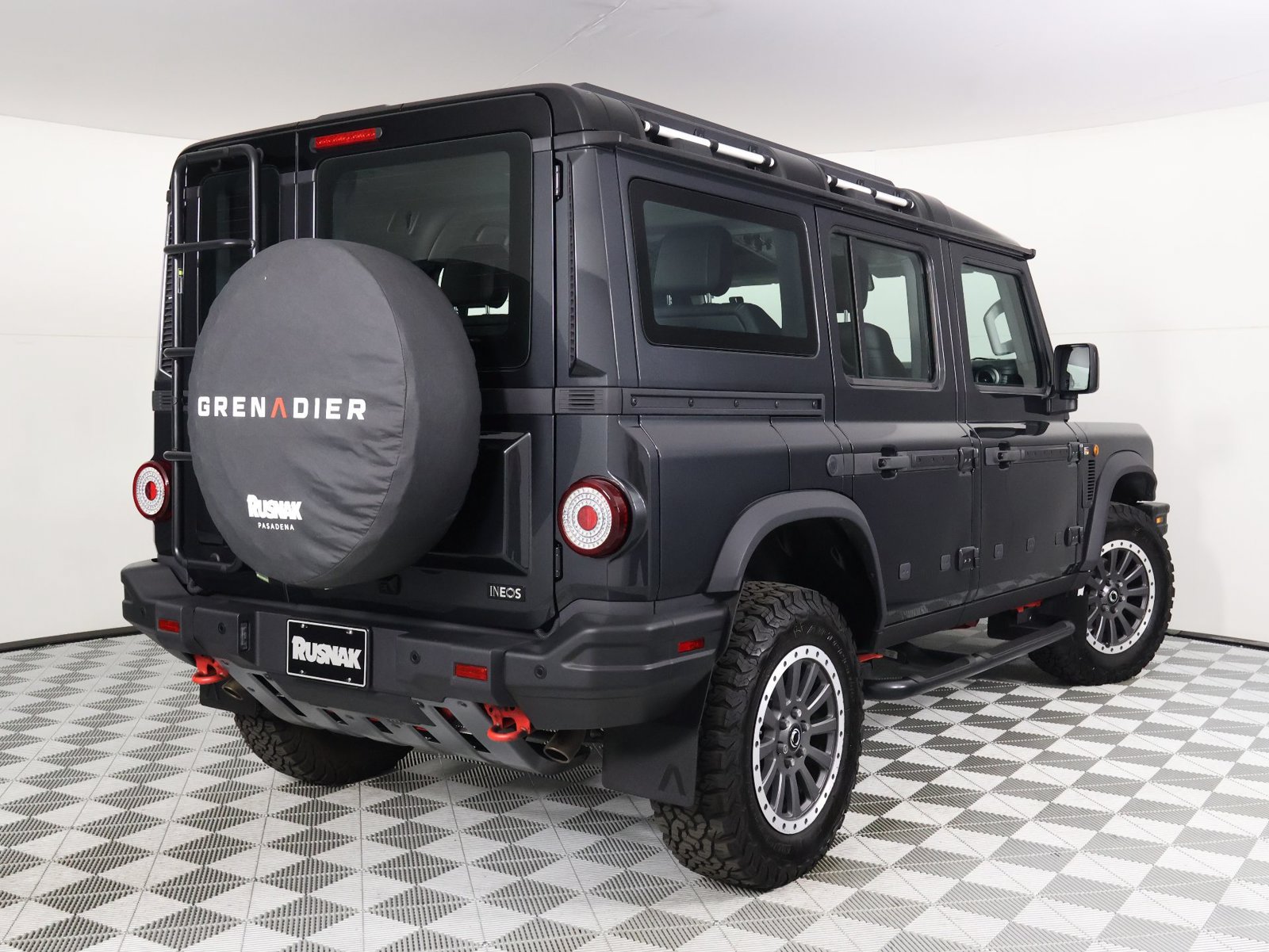 Used 2024 INEOS Grenadier Station Wagon AWD/4WD image 6