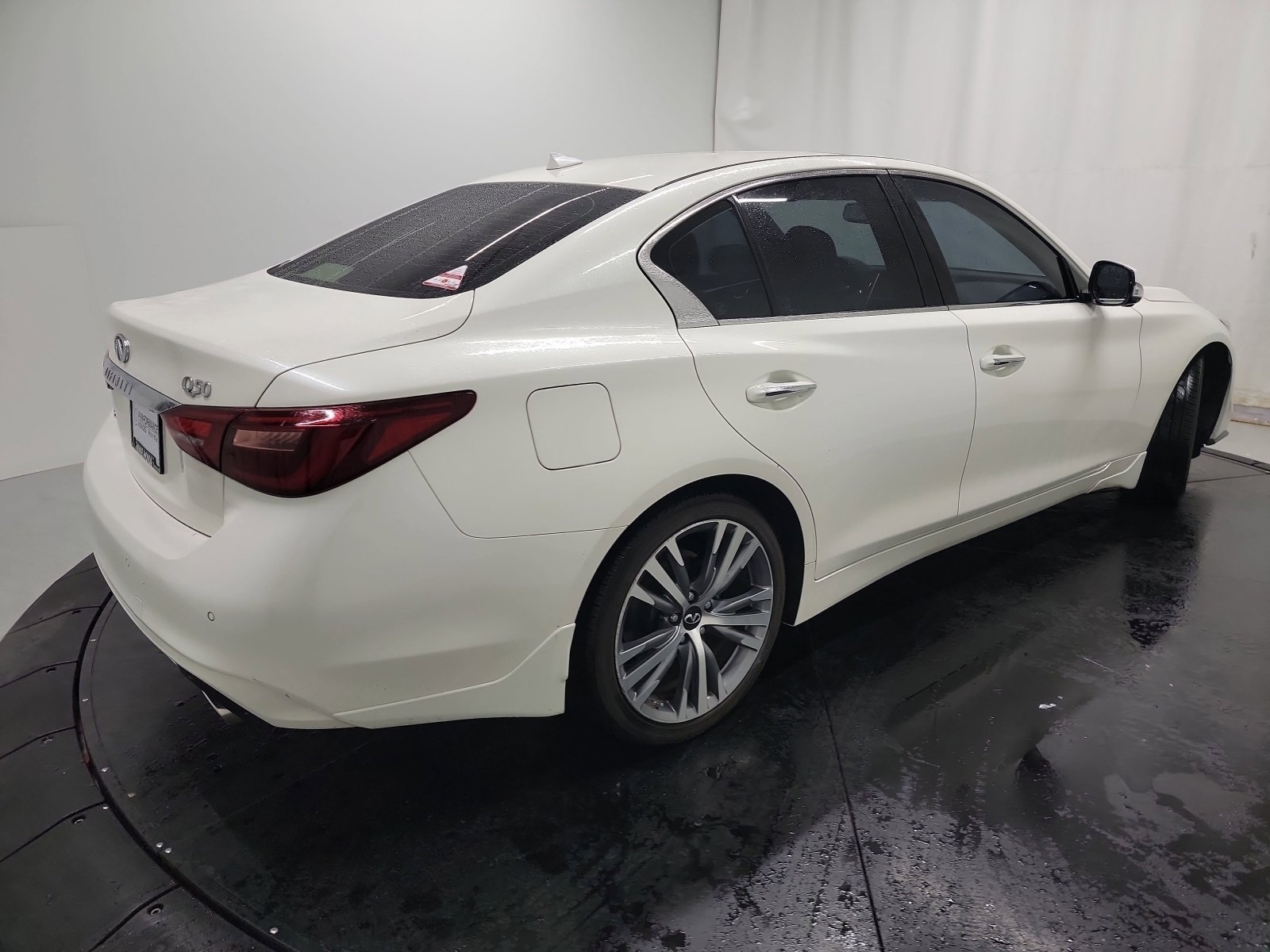 Used 2022 INFINITI Q50 Sensory image 9