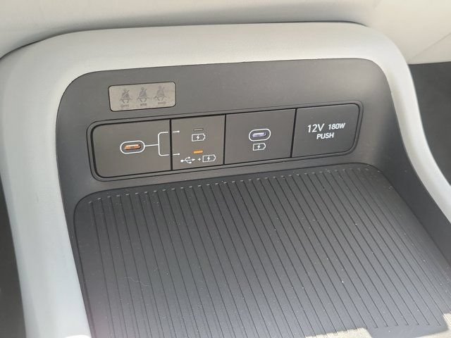 Certified 2024 Hyundai Kona SE FWD image 21
