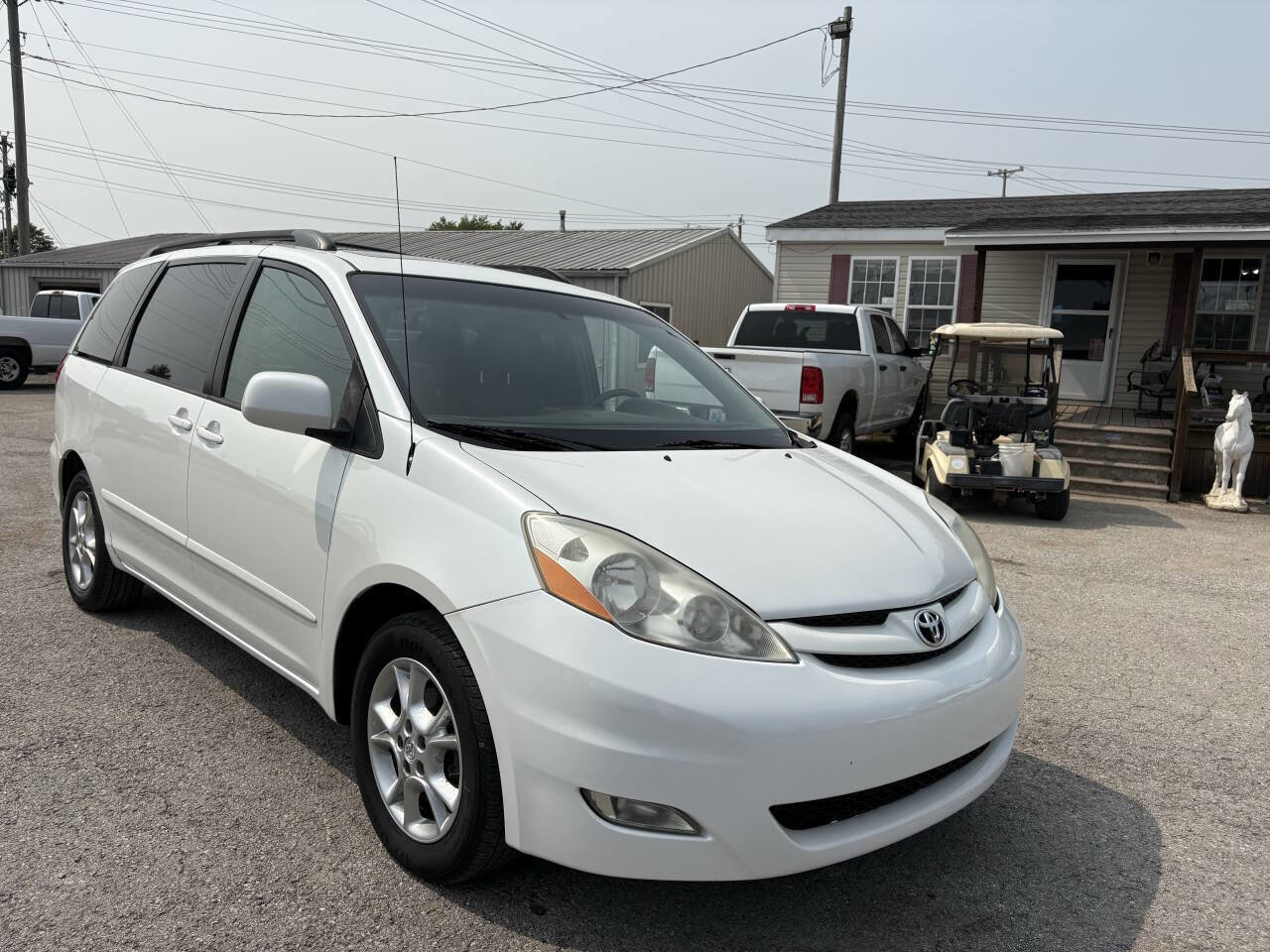 Used 2010 Toyota Sienna image 7
