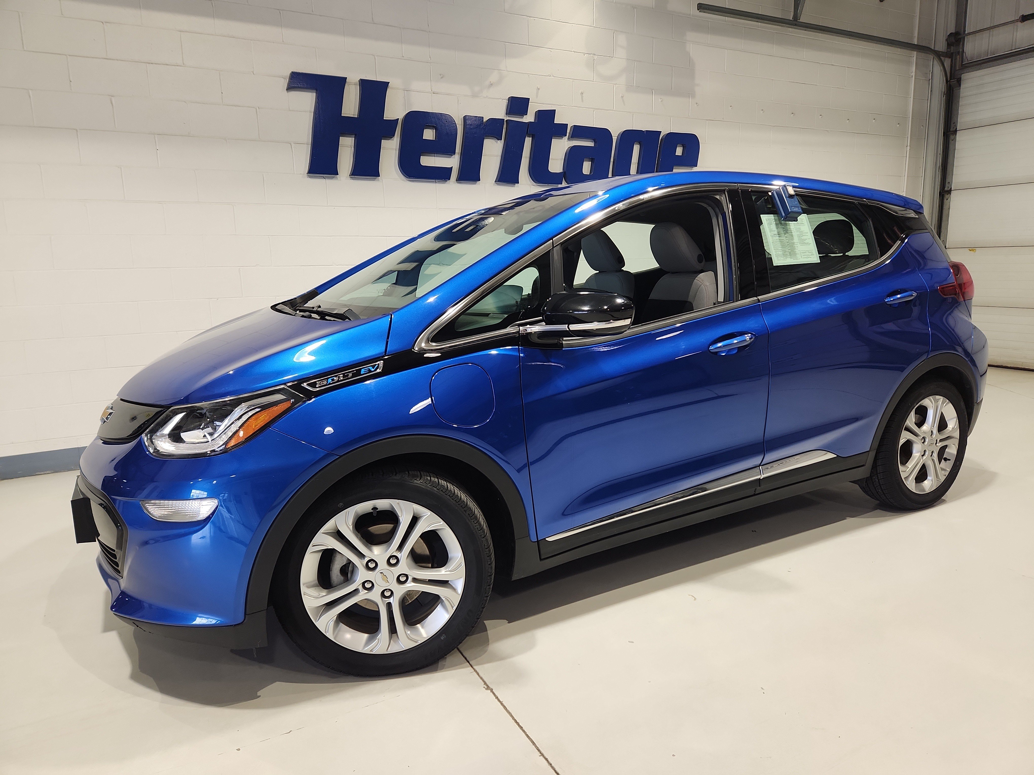 Certified 2017 Chevrolet Bolt LT FWD image 2