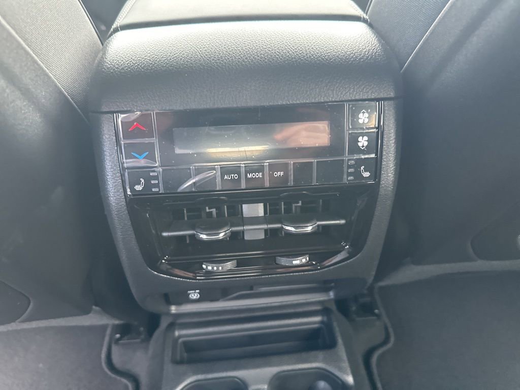 New 2026 Jeep Grand Cherokee L Limited image 14