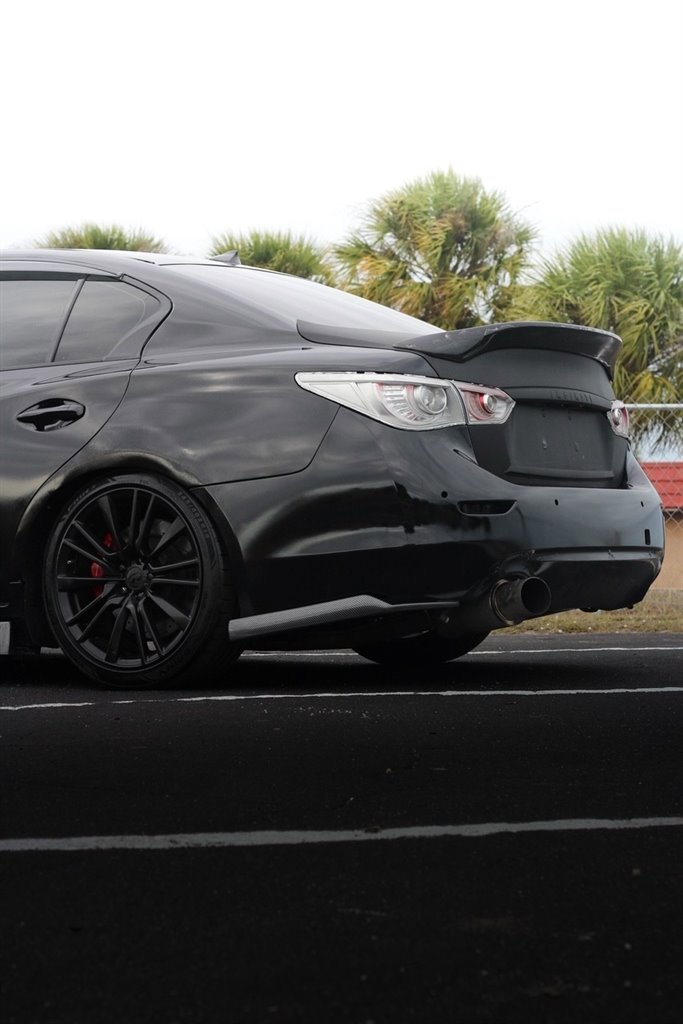 Used 2014 INFINITI Q50 Sport w/ Deluxe Touring Package image 10