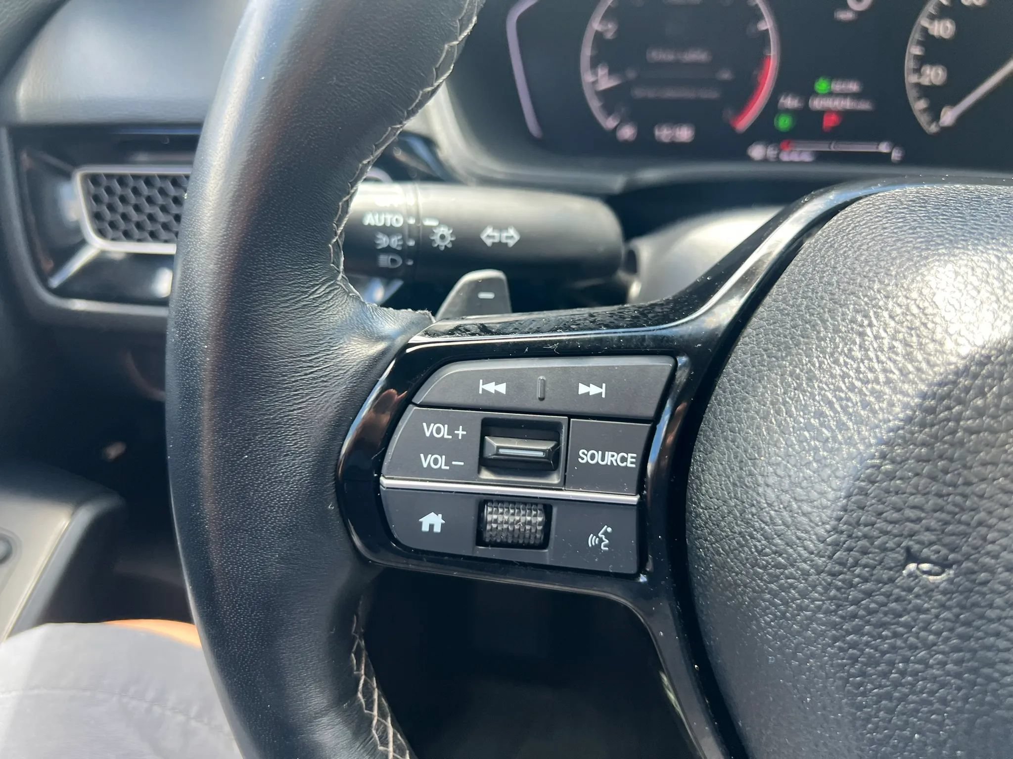 Used 2025 Honda Civic Sport image 19